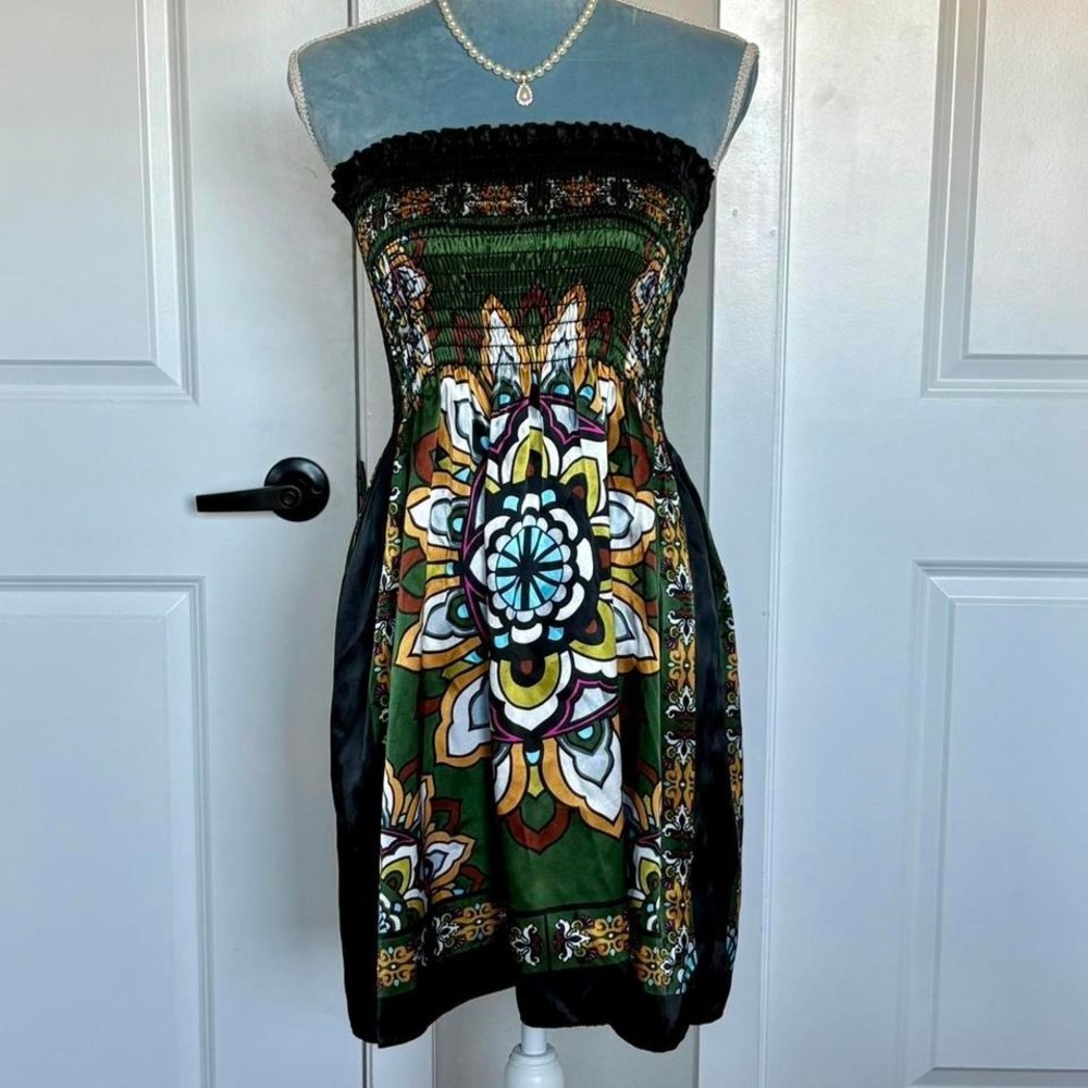 Pronto U.S.A. Green Gold Mandala Medallion Smocked Strapless Dress Small